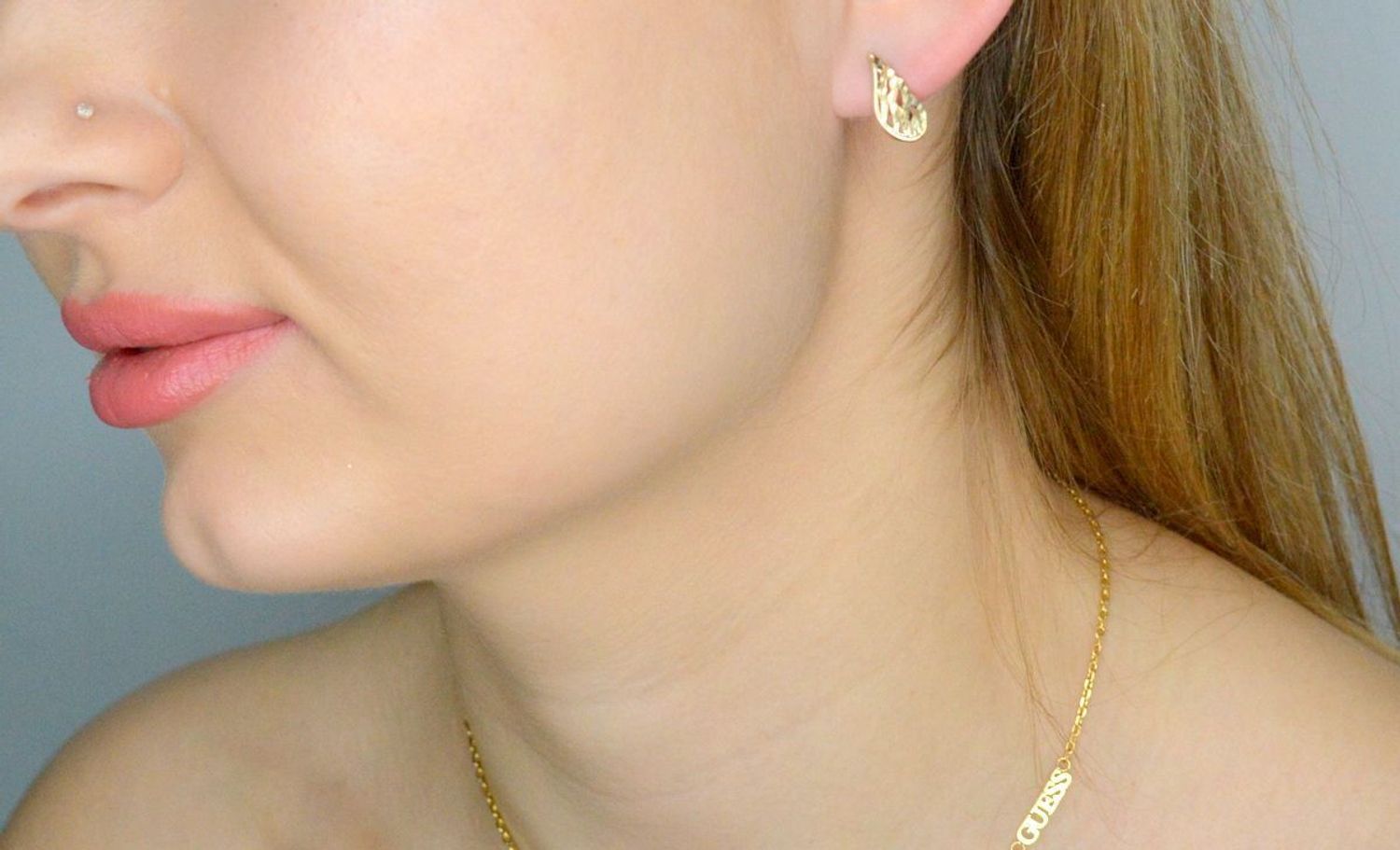 Złote kolczyki damskie 375 grawerowane skrzydełka KL 8546A 375.jpg